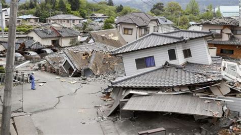 rüyada deprem görmek binaların yıkılması
